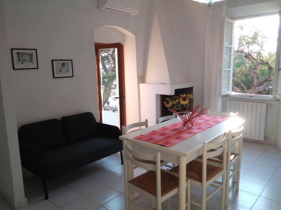 La Casa Dei Nonni - Services Included - Servizi Inclusi กาโปลิเวรี ภายนอก รูปภาพ
