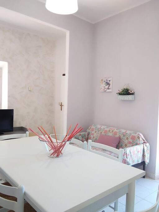 La Casa Dei Nonni - Services Included - Servizi Inclusi กาโปลิเวรี ภายนอก รูปภาพ